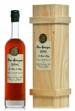 DELORD Bas Armagnac  25 ans d'age medinėje dėžutėje